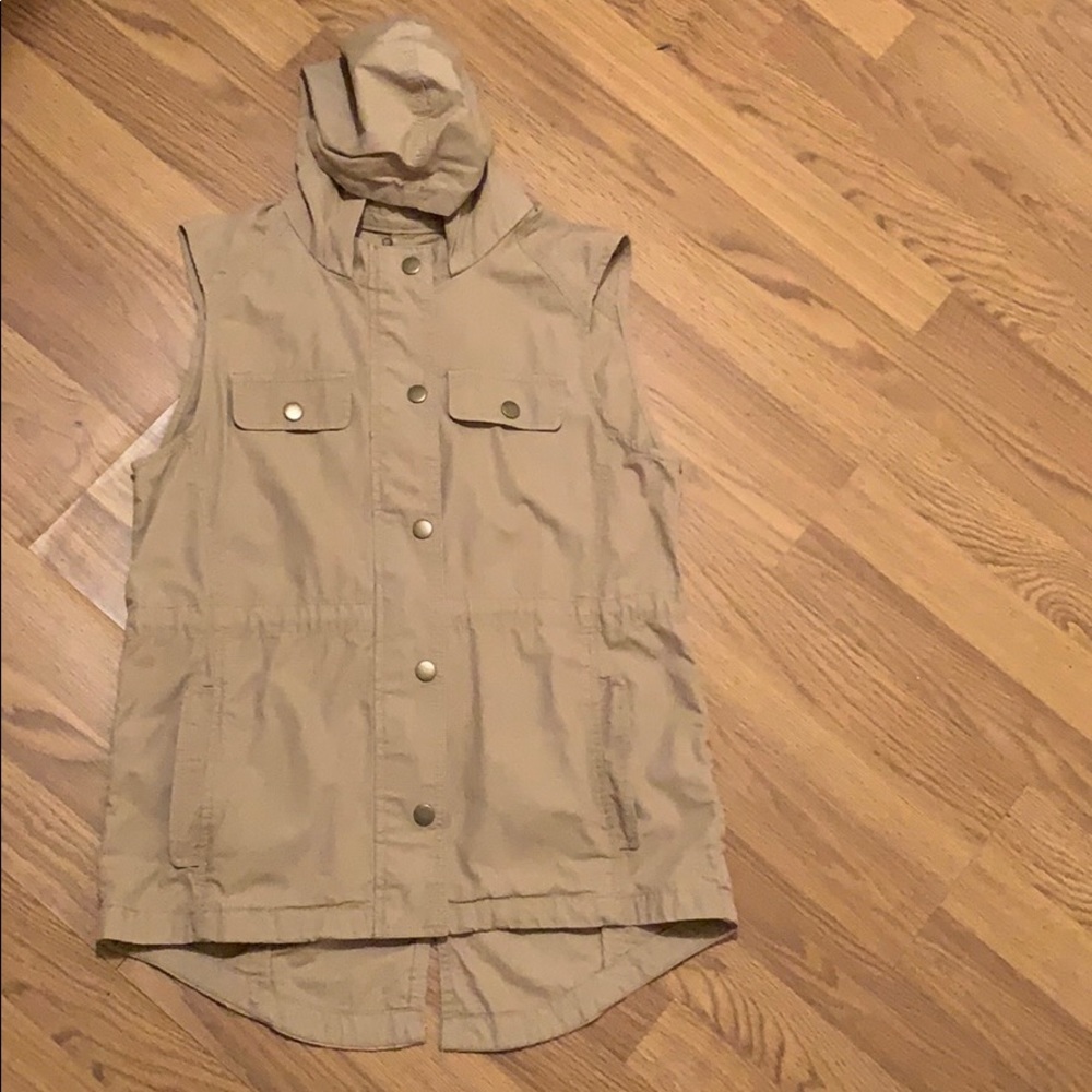 Gap Utility Vest